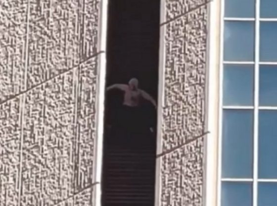 Pro-Life Spiderman scaling Chase Tower. Screenshot from Fox News